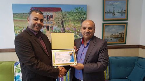 العربي الأوروبي لحقوق الانسان يمنح نائب رئيس شبكة راصد الدولية لحقوق الإنسان شهادة شكر وتقدير