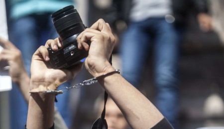البحرين تتحرك مجددا لقمع حرية الصحافة